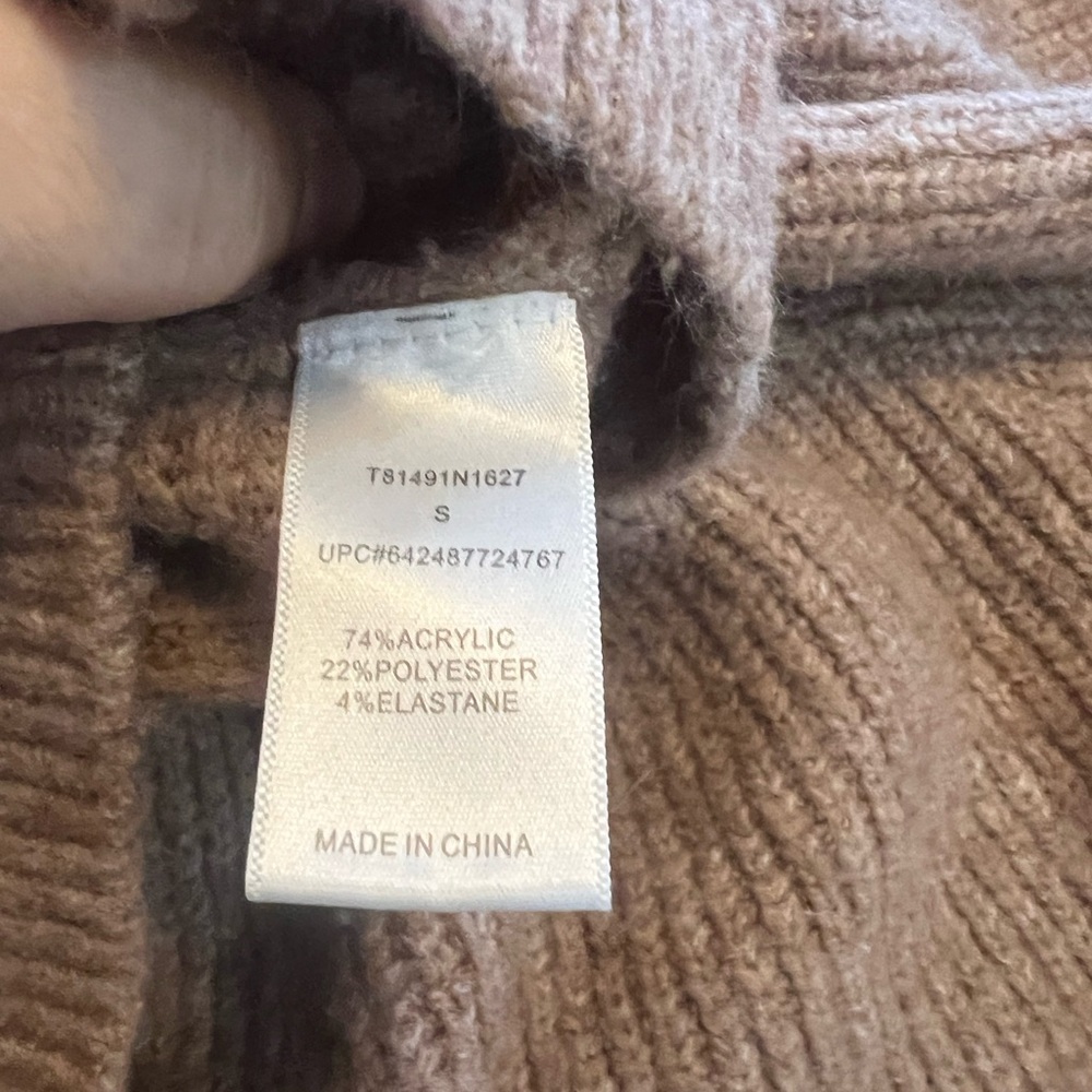 Over Size Tart Off-the-Shoulder Twist-Back Crop Sweater - Dusty Pink - Picture 8 of 8